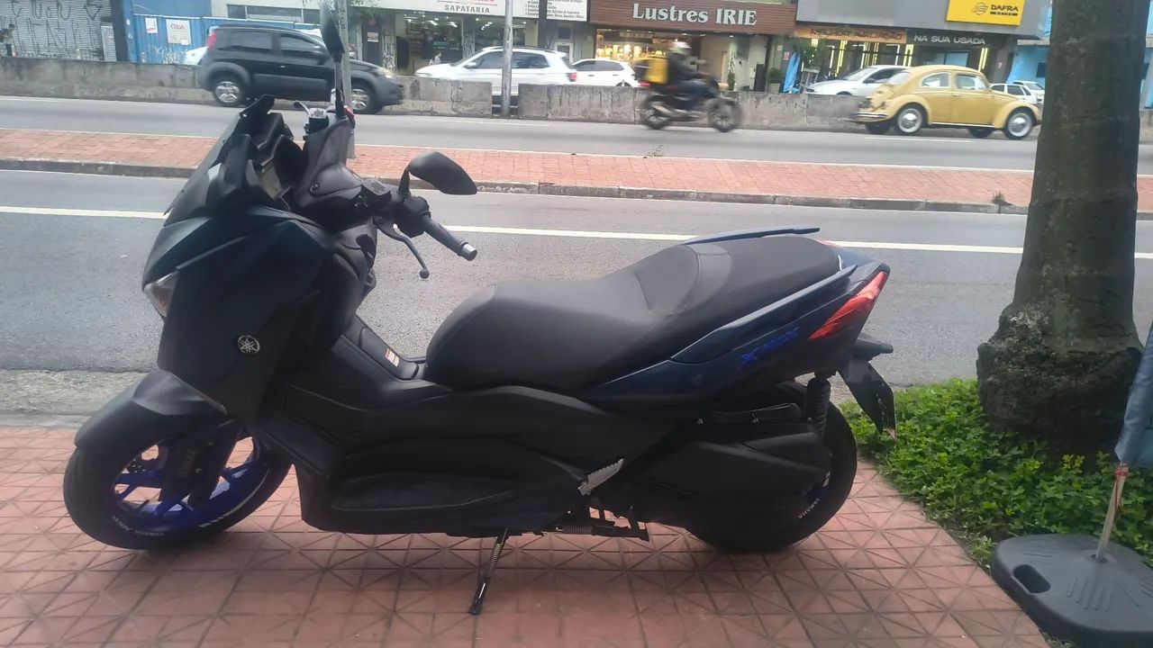 XMAX 250ABS bx km