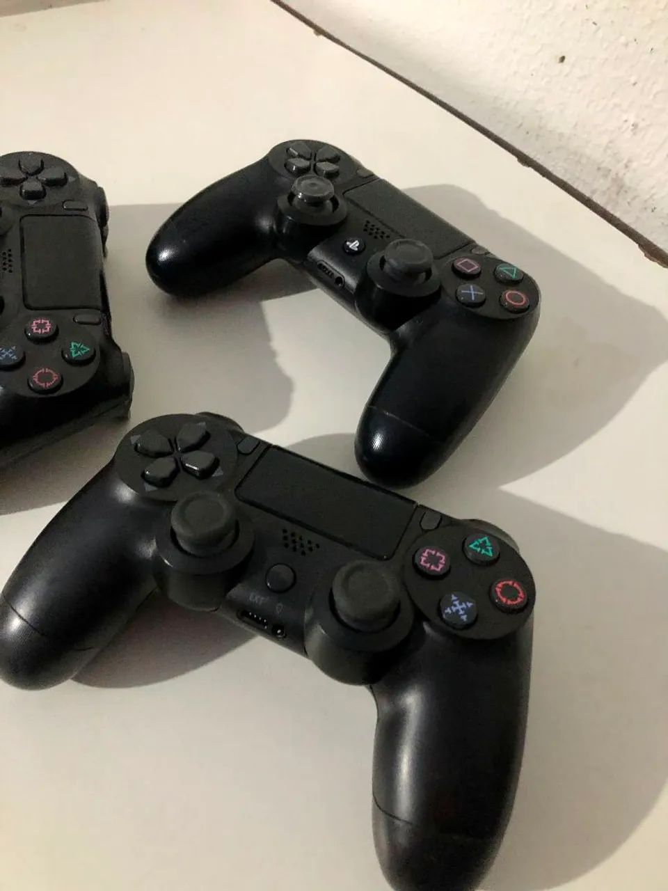 3 controles de PS4 - Foto 2