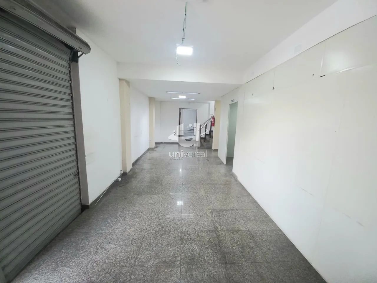 Excelente loja com 270 metros na Av. dosAndradas