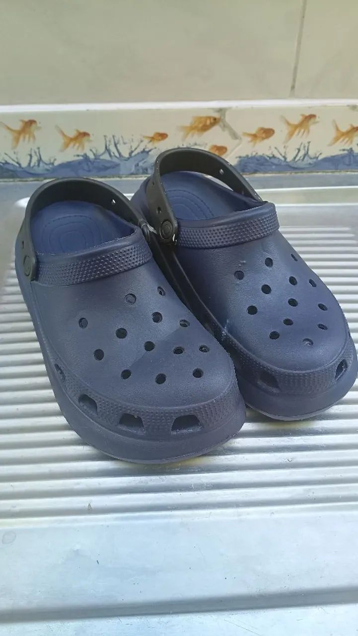 Babuche / Crocs Plataforma Azul Escuro n° 37/38