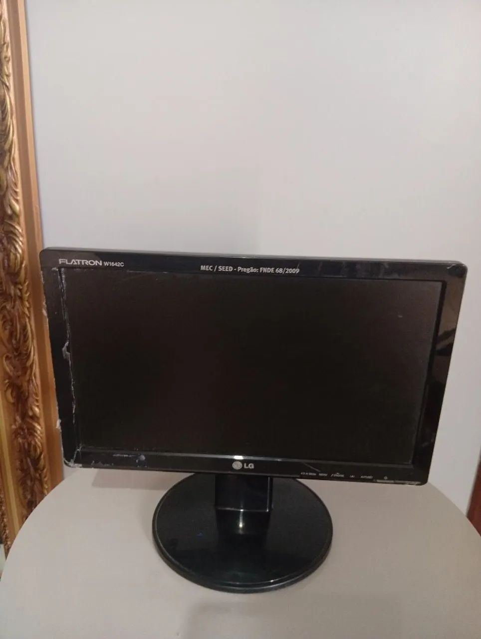 MONITOR LCD LG 16 POLEGADAS 443789766684190720
