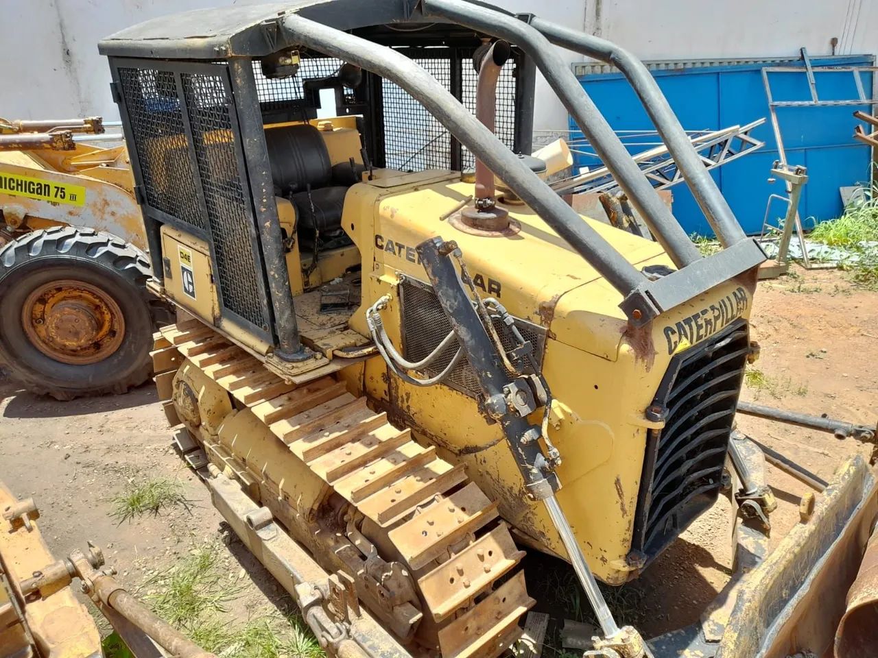 trator de esteira caterpillar D4E  - Foto 5