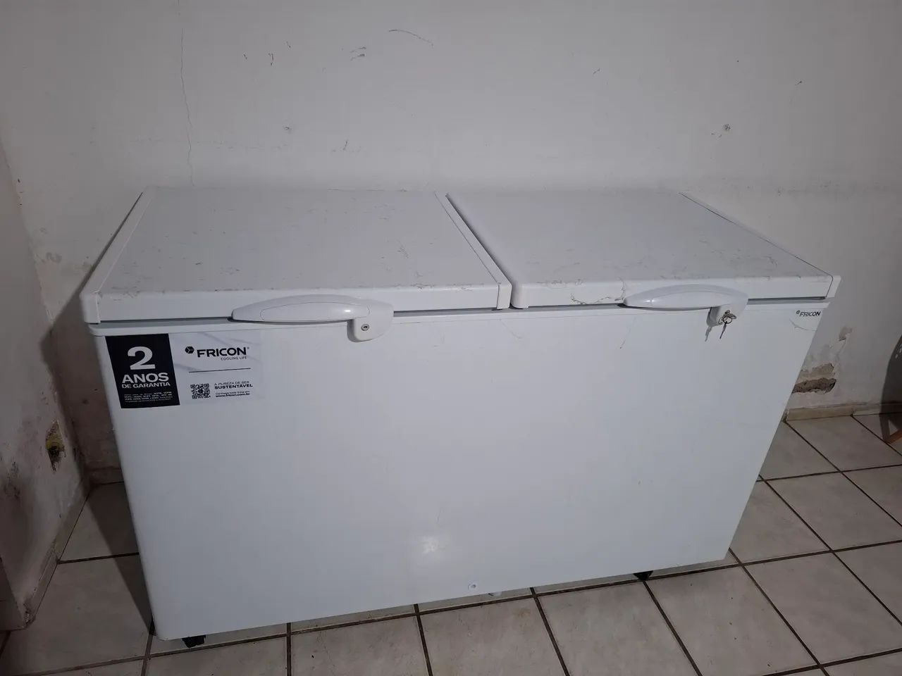 Freezer horizontal fricom 503 lts nova - Geladeiras e Freezers