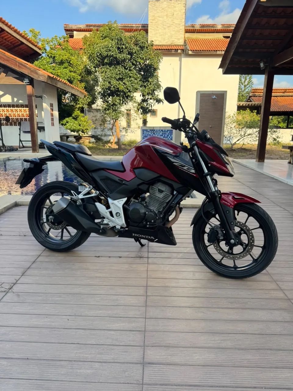 CB 300F Twister ABS 2025 - Foto 4