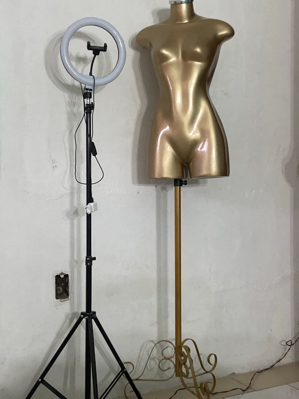 Maniquim  - Foto 2