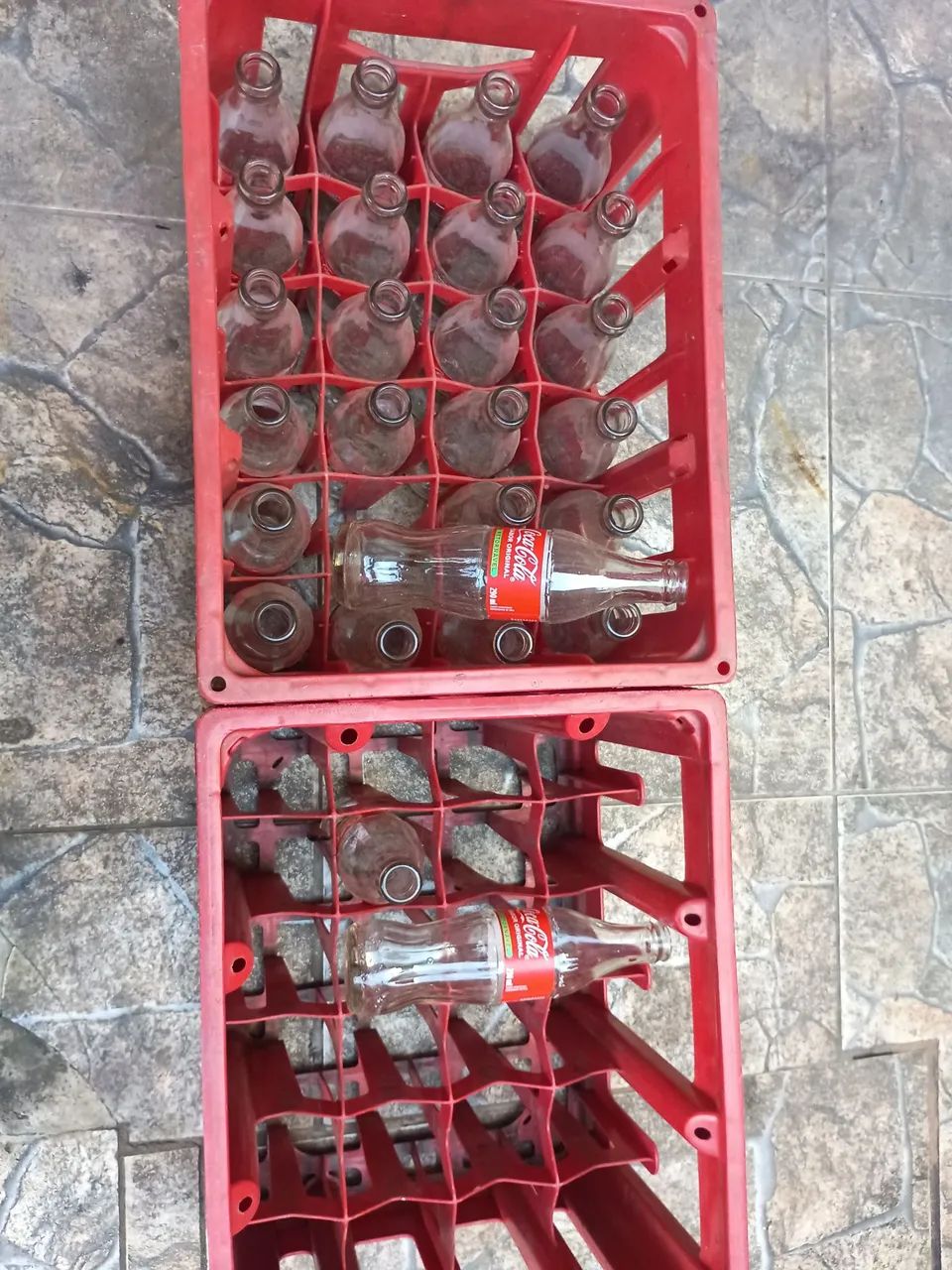 ENGRADADO DE COCA COLA 290ML VAZIOS COM 26 GARRAFAS - Foto 3
