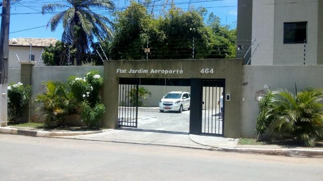 Lauro 1/4 no Flat Jd Aeroporto