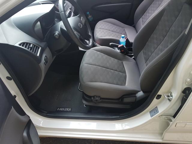 Hb20 automático 2a dona bx km, branco. Impecável - Foto 5