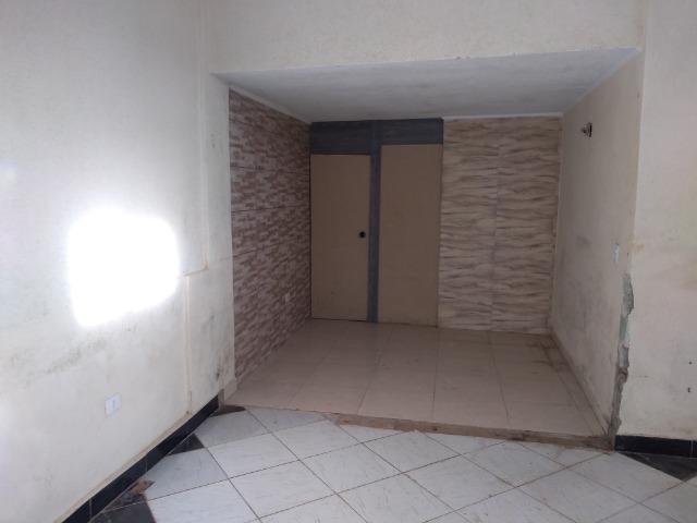 Salão comercial com cozinha e banheiro - Foto 4