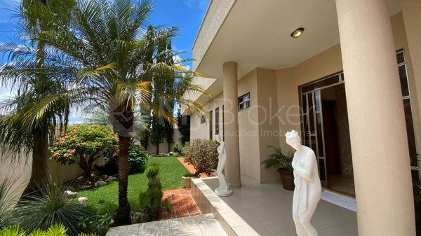 Casa com 4 quartos - Bairro Setor Central em Morrinhos