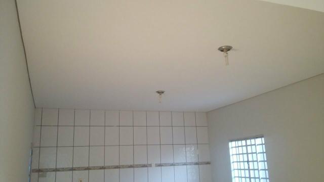 Vende se casa - Foto 2