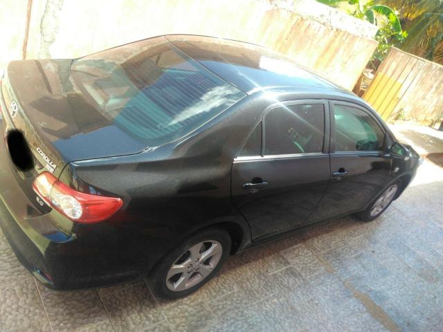 Vendo corolla xei preto bem conservado - Foto 2