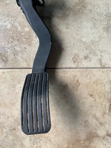 Pedal do acelerador citroen c4 pallas 2,0 16v original - Foto 5