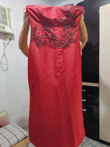 vestido longo vermelho tomara que caia