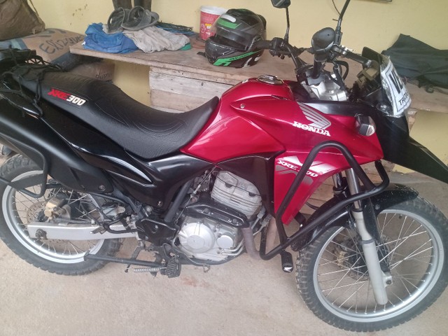 HONDA XRE 2015