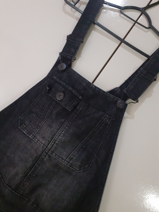 Jardineira jeans  - Foto 4