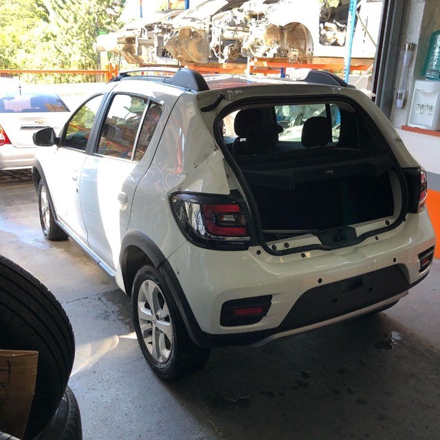 Renault Sandero 2016 Motor Parachoque Lanterna Porta Capo Farol Airbag Sucata - Foto 3
