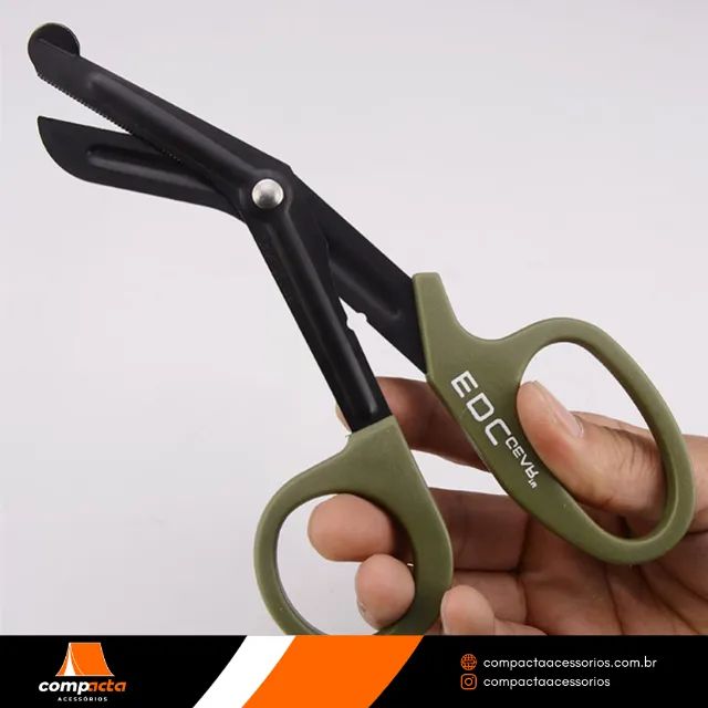Tesoura ponta romba para primeiros socorros