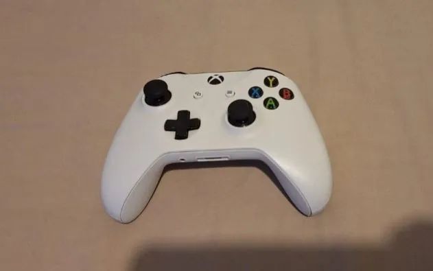 Xbox One S 1Tb - Foto 6