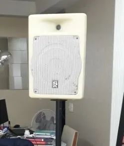 Mesa Behringer Amplificada + 2 caixas Staner