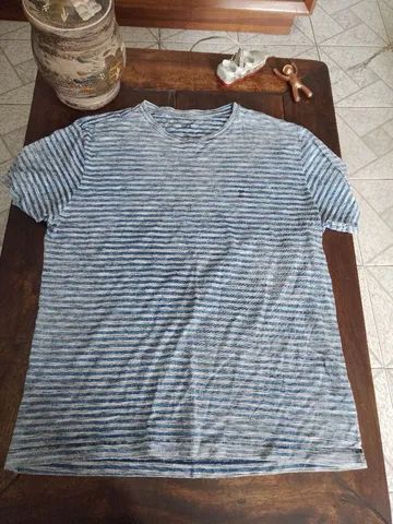Camiseta Alan Delon.     P  veste M 