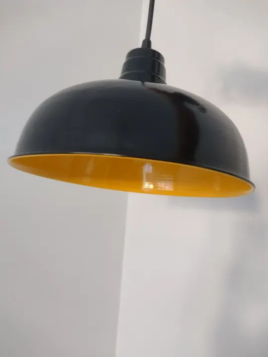 PENDENTE PRETO E AMARELO - Foto 2