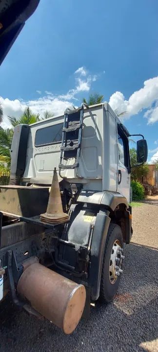 Volks VW 26280 6x4 2012 caçamba,basculante,motor novo. - Foto 5