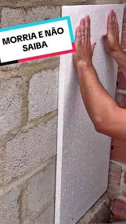 Revestimento de parede no tijolo com isopor 