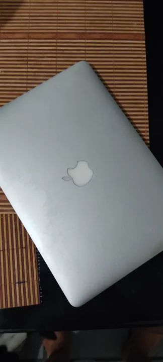 MacBook Air 13 polegadas / com detalhes - Foto 3