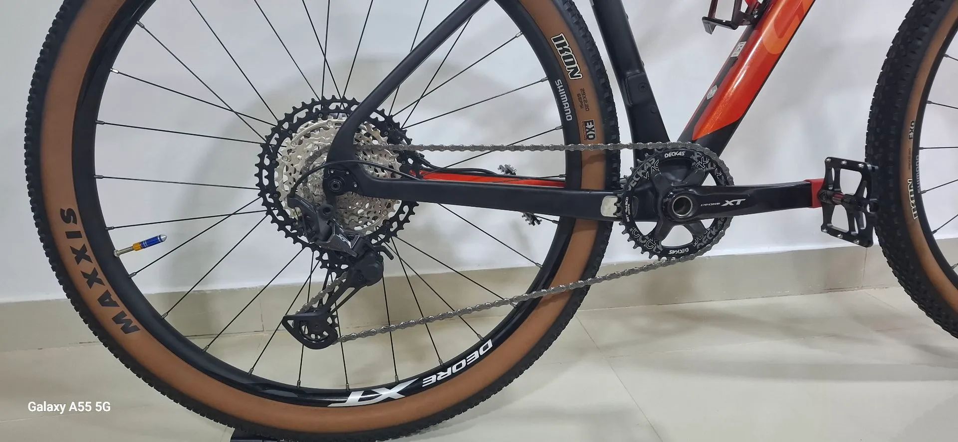 Bike caloi Elite Carbon 29/17 12 V  toda DEORE XT - Foto 3