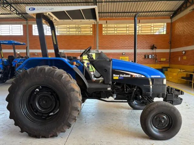 TRATOR AGRÍCOLA, MARCA NEW HOLLAND, MODELO TL 75 - Foto 3
