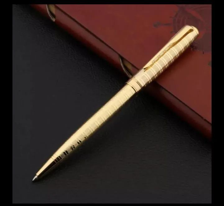 Caneta de Bolígrafo Dourada de Alta Qualidade