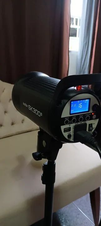 Tocha Godox SK 300 II - Foto 3