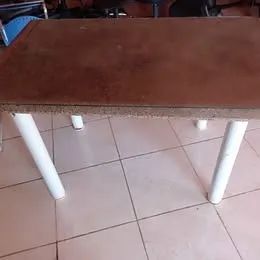 Mesa Granito Grande e base de ferro