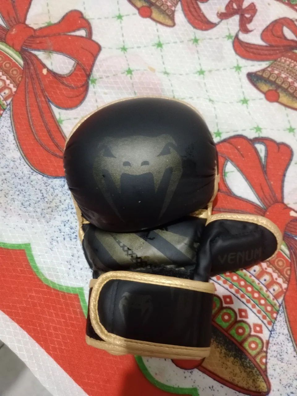 LUVA DE MMA VENOM tamanho M - Foto 4