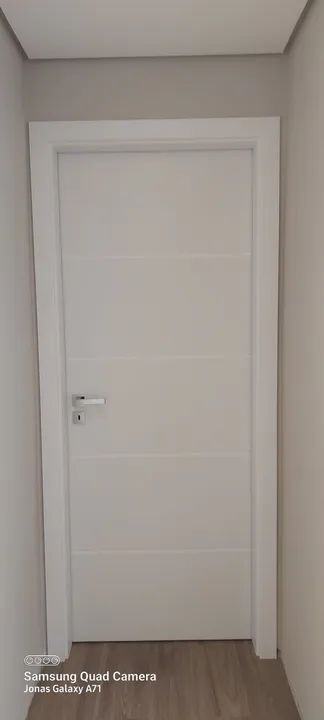 Colocador / Instalador de portas de madeira. (mão de obra) - Foto 5