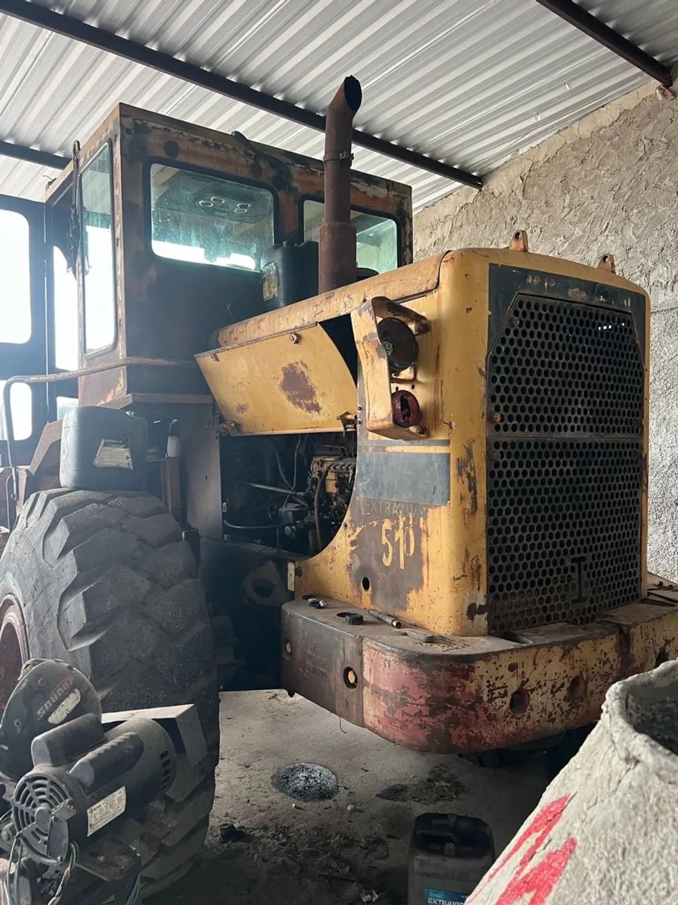 Pá carregadeira caterpillar  966 - Foto 5