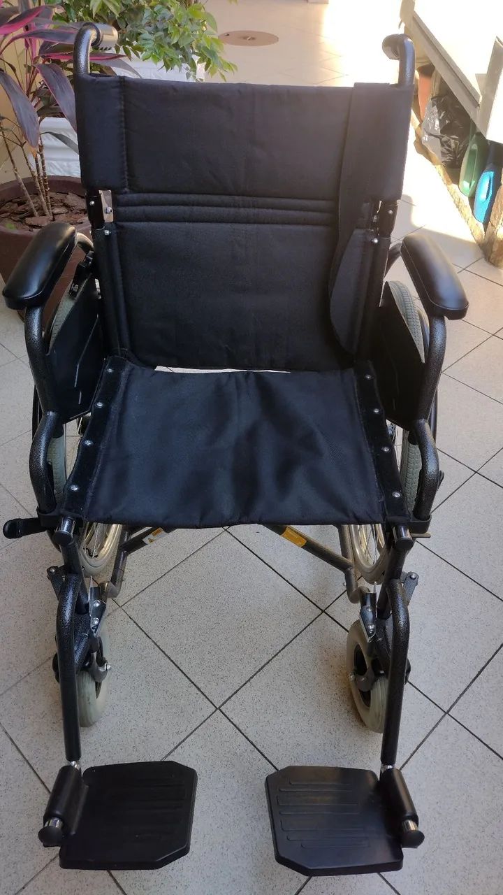 Cadeira de rodas  - Foto 5