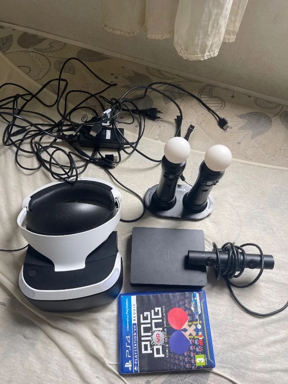Psvr2 completo ! Incluído câmera , jogo e 2 manetes original  - Foto 2