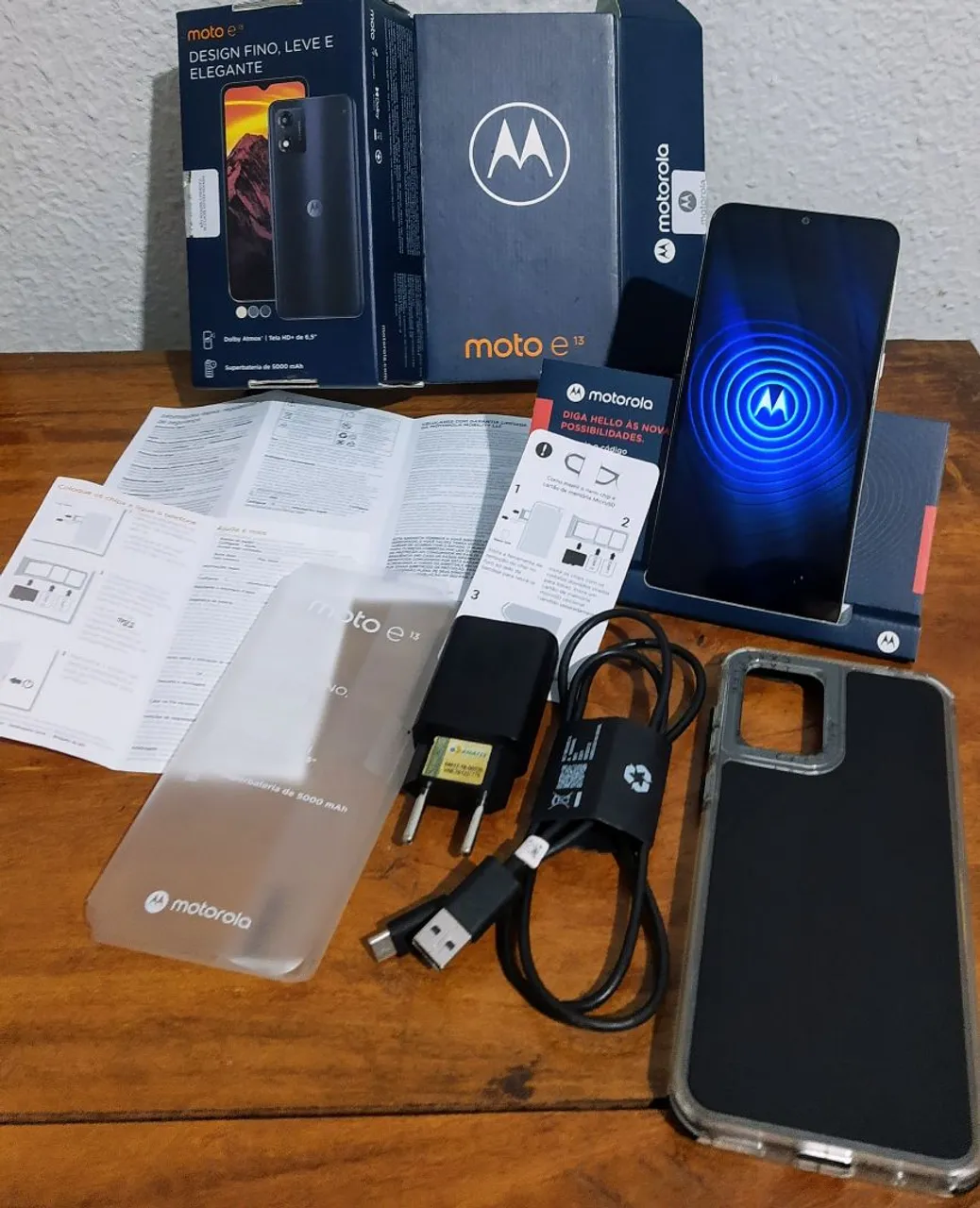 Motorola Moto E13 off white