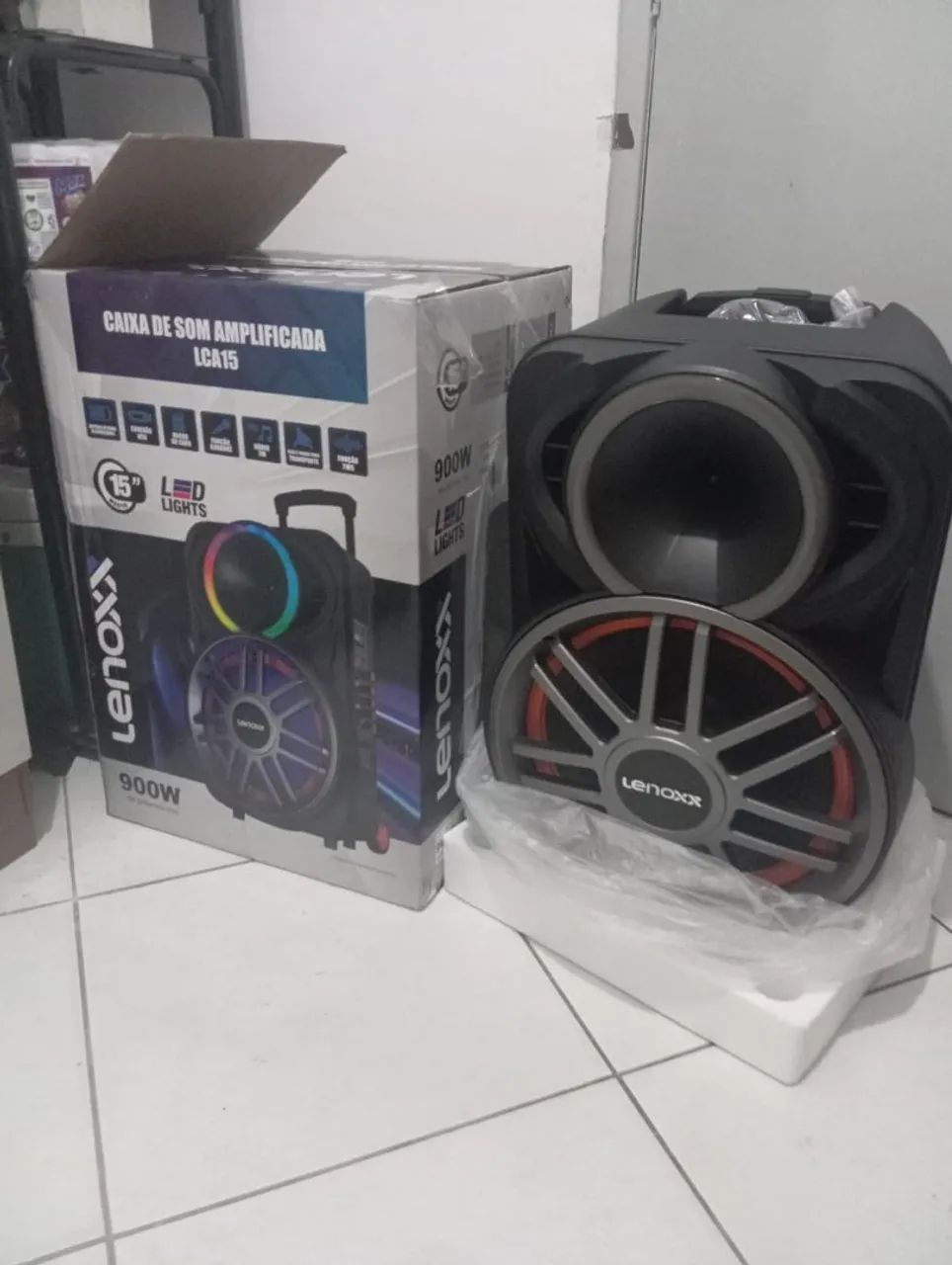 Caixa de Som Amplificada Lenoxx LCA15 900W - 15 polegadas. Com nota fiscal e garantia! - Foto 3