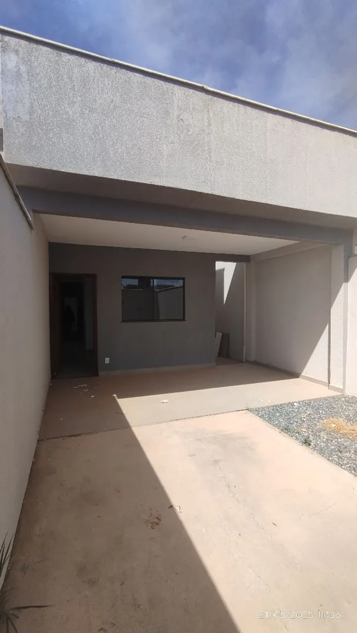 LINDA CASA 2QTS COM SUITE JARDIM ZULEICA