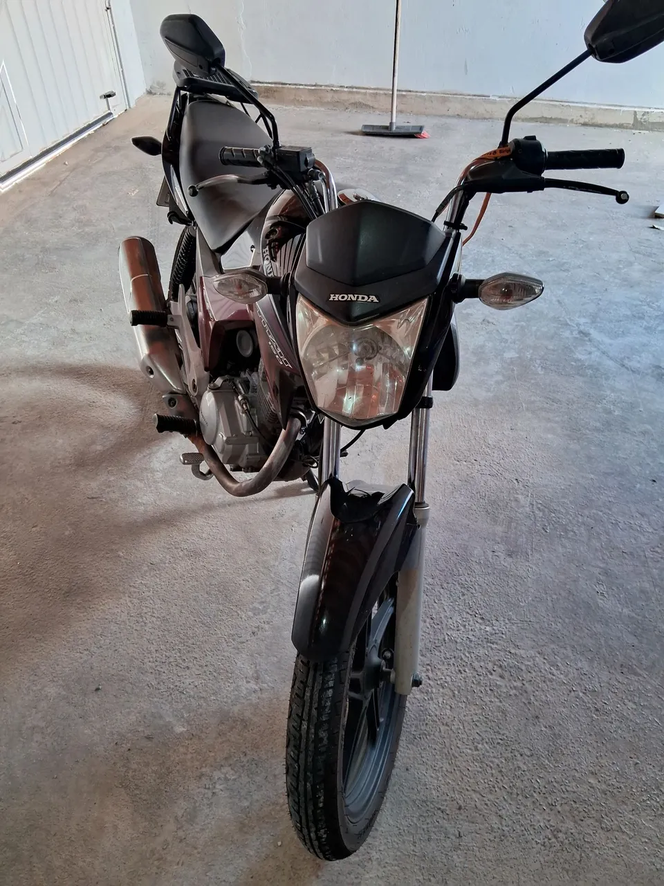 Titan 150
