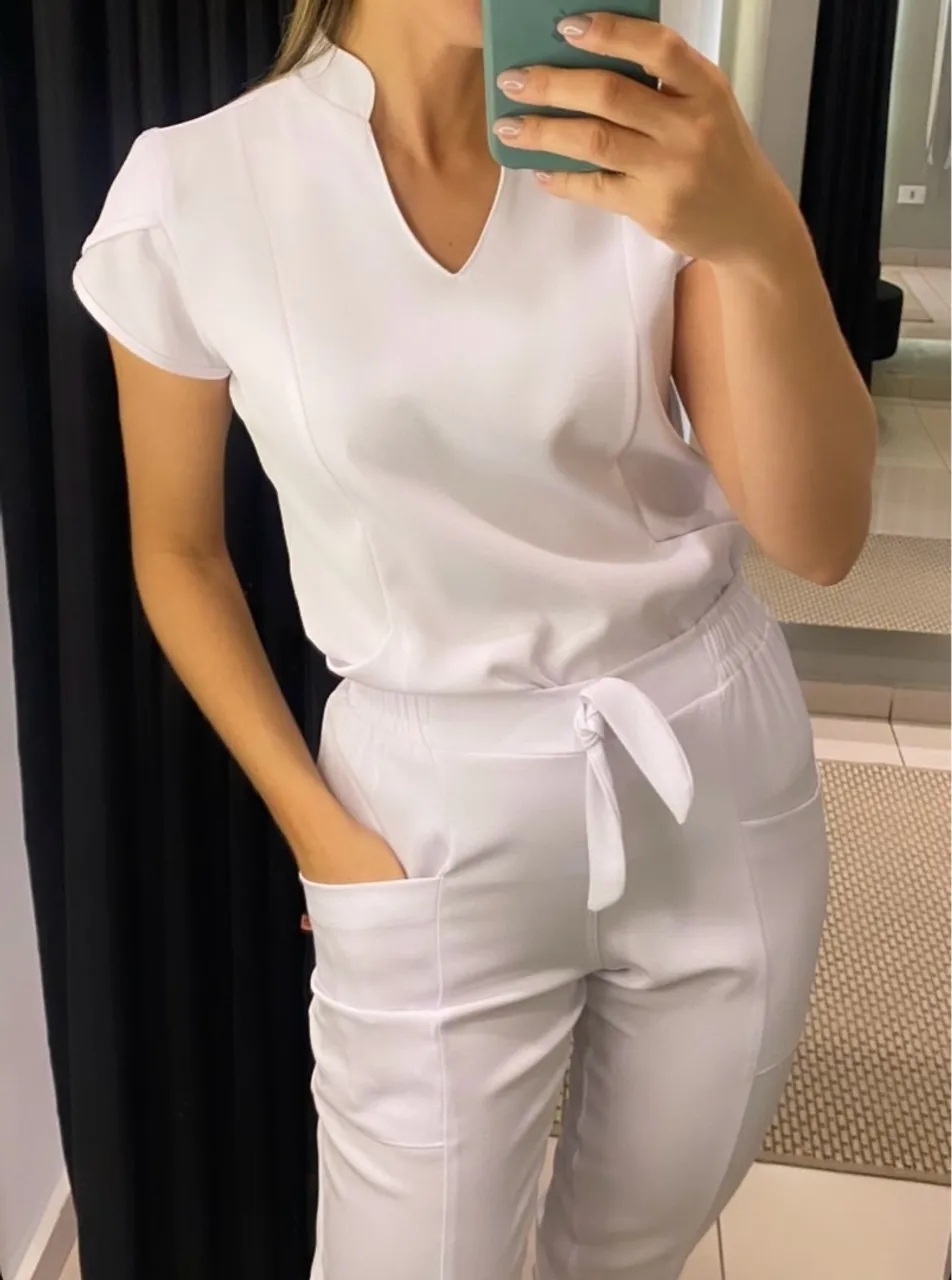Scrub Branco Feminino
