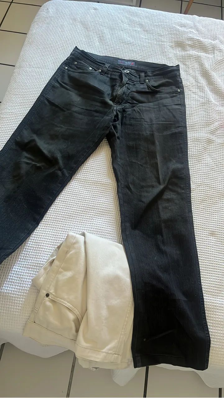 calças tamanho 40 e 42