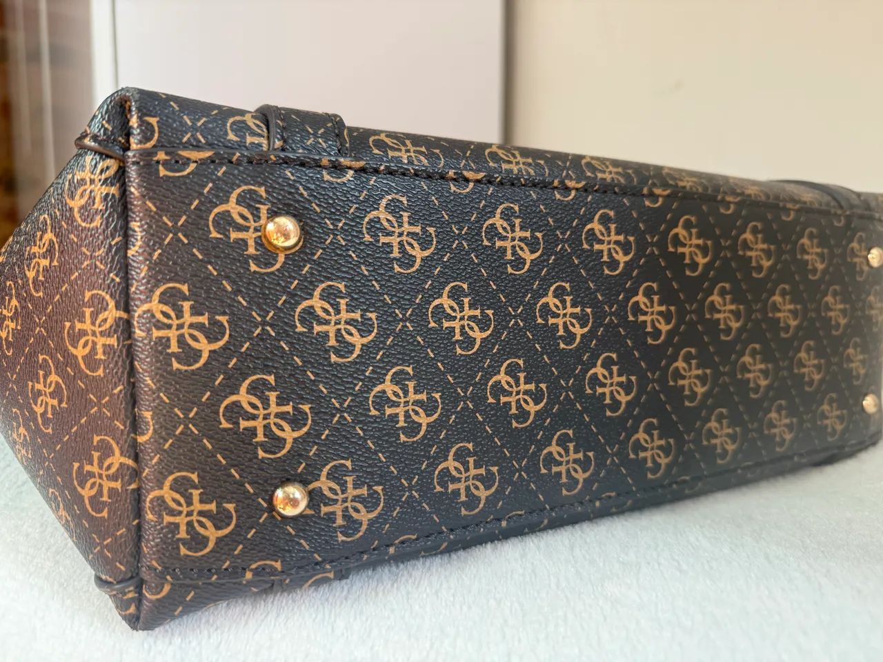 Guess Tote Bag64319739101697125
