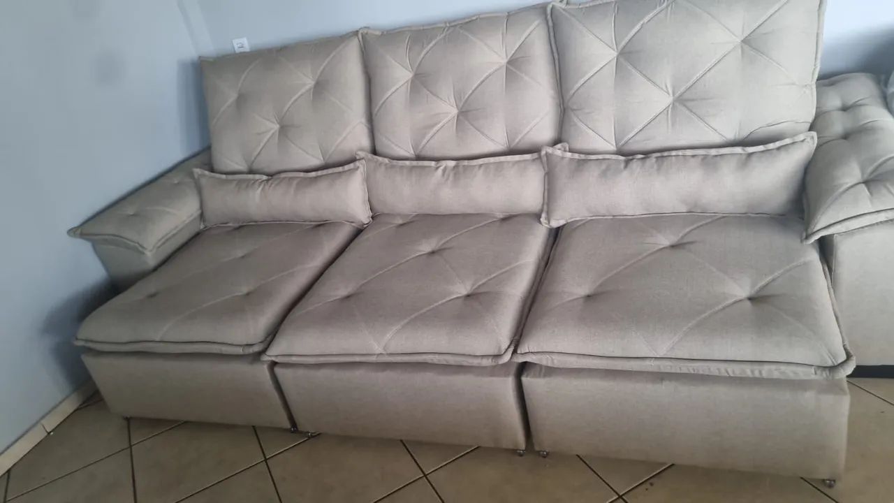 Sofá reclinável, retrátil, novíssimo! - Foto 2