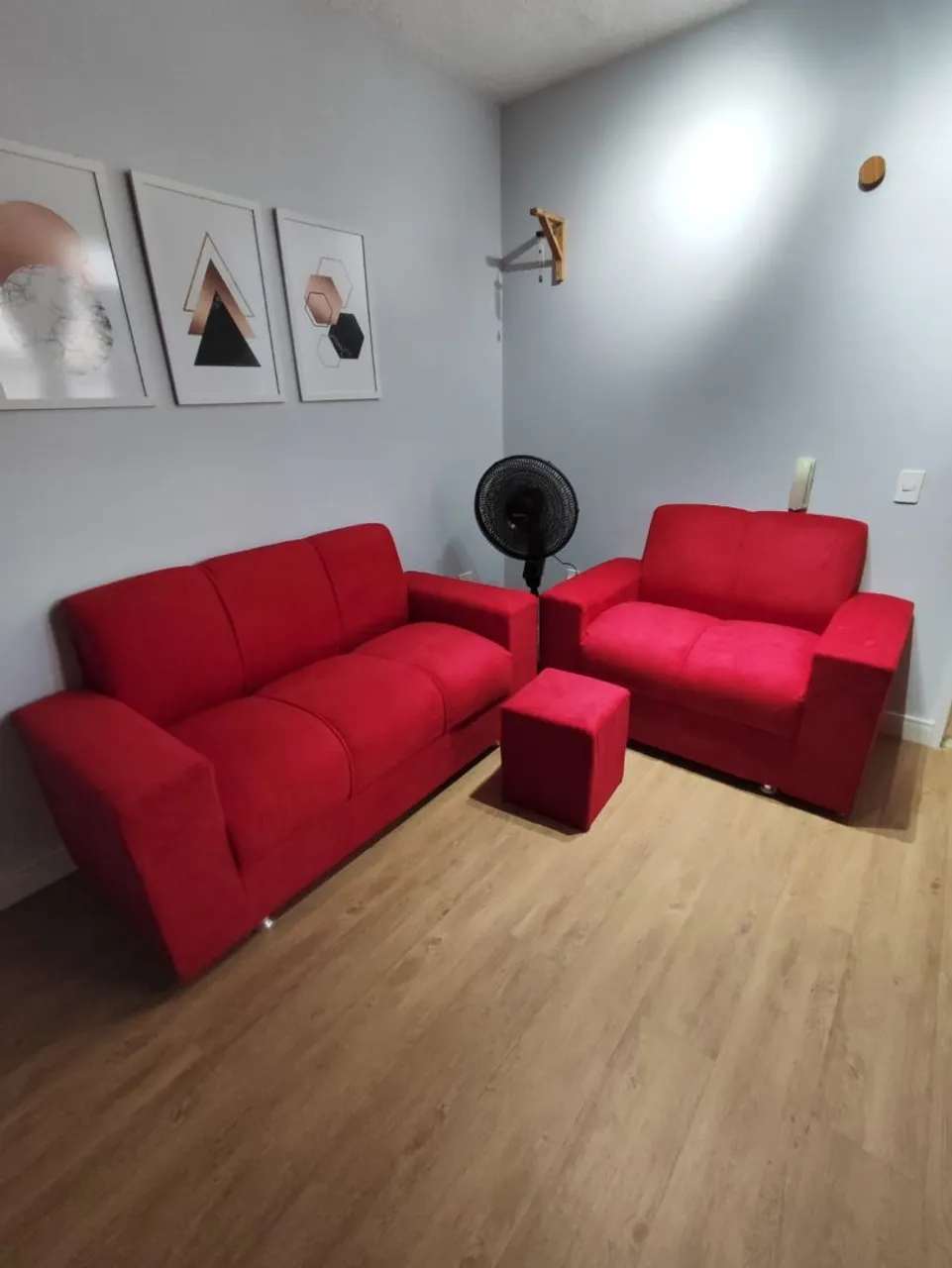 Conjunto Sofá 2 e 1 Lugar + Puff entrega grátis