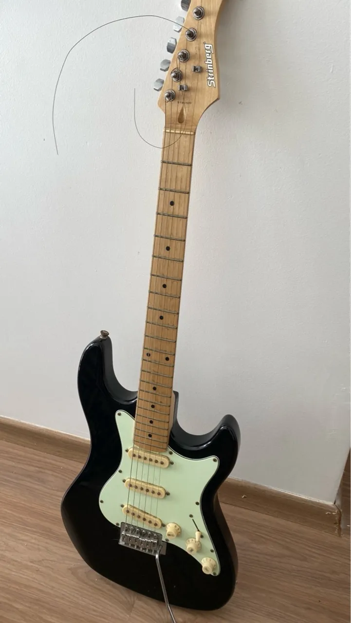 Guitarra Strinberg ST-100