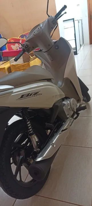 Honda Biz 125 - impecável! - Foto 3
